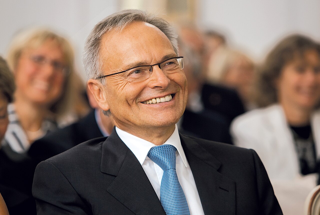 Guenther Fielmann: From Humble Optician to $4.3 Billion Visionary